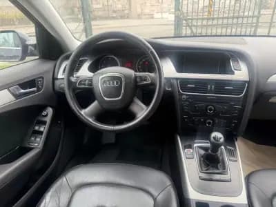 Vendo Audi A4 2011 - 13250 EUR, 222347 km - AUTO.MOTO.pt