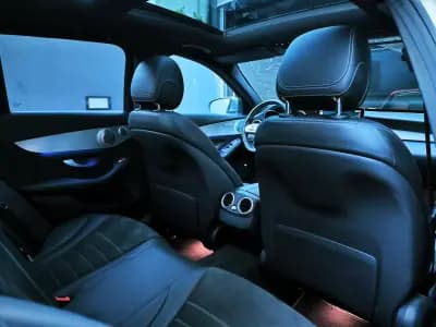 Vendo Mercedes-Benz C 300 2020 - 28950 EUR, 166000 km - AUTO.MOTO.pt