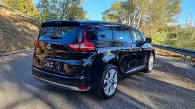 Sell Renault Grand Scénic 2020 - 19900 EUR, 150682 km - AUTO.MOTO.pt