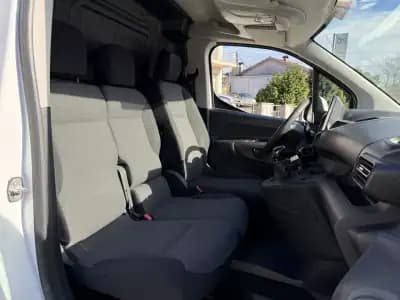 Vendo Opel Combo 2020 - 12500 EUR, 173787 km - AUTO.MOTO.pt