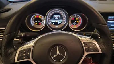 Vendo Mercedes-Benz CLS 250 2012 - 22500 EUR, 197255 km - AUTO.MOTO.pt