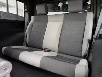 Sell Jeep Wrangler 2007 - 34950 EUR, 165311 km - AUTO.MOTO.pt