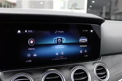 Vendo Mercedes-Benz E 220 2021 - 36900 EUR, 78024 km - AUTO.MOTO.pt