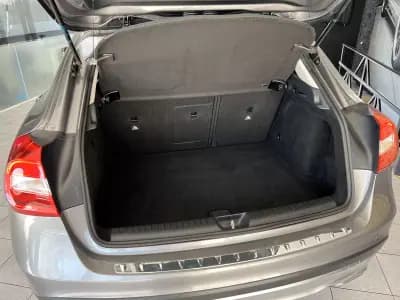 Sell Mercedes-Benz GLA 180 2015 - 17600 EUR, 152300 km - AUTO.MOTO.pt