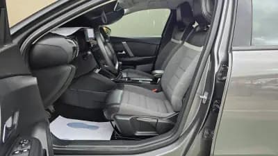 Vendo Citroën C4 2022 - 18500 EUR, 74150 km - AUTO.MOTO.pt