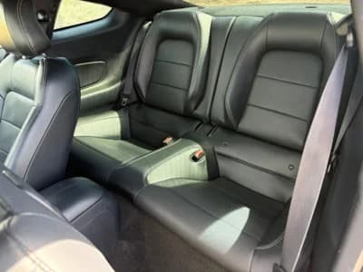 Vendo Ford Mustang 2015 - 34400 EUR, 96000 km - AUTO.MOTO.pt