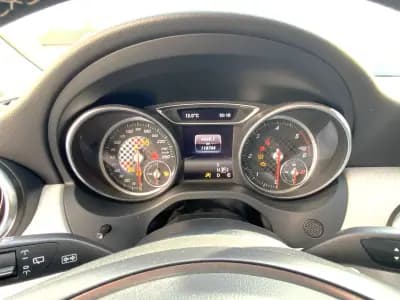 Sell Mercedes-Benz A 200 2016 - 19990 EUR, 118744 km - AUTO.MOTO.pt