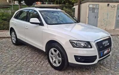 Vendo Audi Q5 2011 - 17500 EUR, 175000 km - AUTO.MOTO.pt