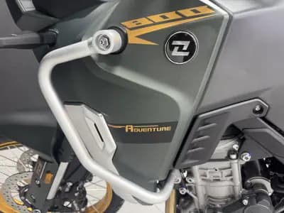 Vendo mota Kove Moto 800X Pro 2025 - 7990 EUR, 0 km - AUTO.MOTO.pt