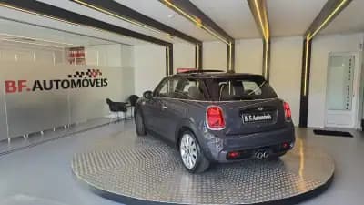 Sell MINI 2019 - 25500 EUR, 96321 km - AUTO.MOTO.pt
