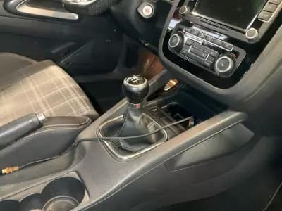 Vendo Volkswagen Scirocco 2012 - 11490 EUR, 195200 km - AUTO.MOTO.pt