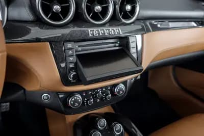 Sell Ferrari FF 2013 - 245000 EUR, 33494 km - AUTO.MOTO.pt