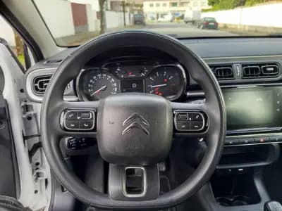 Vendo Citroën C3 2018 - 10990 EUR, 138500 km - AUTO.MOTO.pt