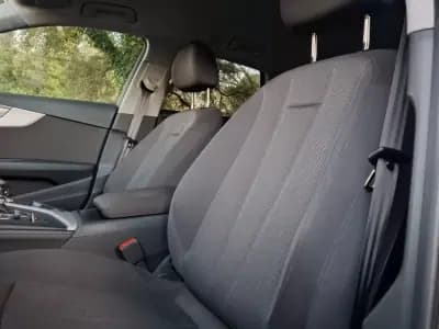 Vendo Audi A4 Avant 2023 - 35900 EUR, 56500 km - AUTO.MOTO.pt