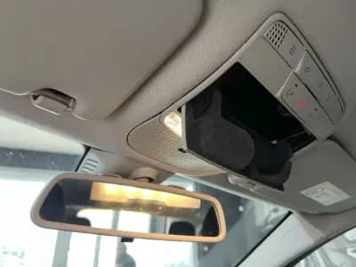 Sell Mercedes-Benz C 180 2015 - 15600 EUR, 211367 km - AUTO.MOTO.pt