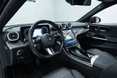 Vendo Mercedes-Benz C 300 2022 - 42950 EUR, 63000 km - AUTO.MOTO.pt