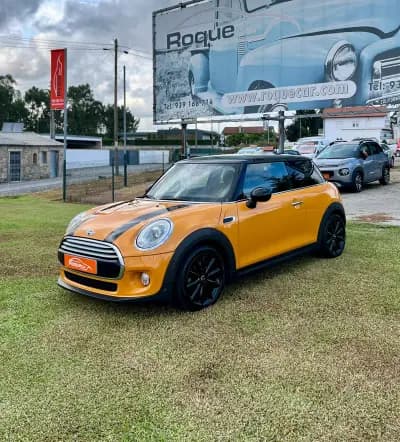 Vendo MINI Cooper 2014 - 12900 EUR, 215000 km - AUTO.MOTO.pt