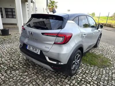 Vendo Renault Captur 2021 - 19450 EUR, 85000 km - AUTO.MOTO.pt
