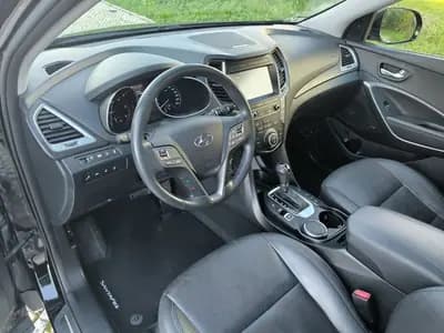 Vendo Hyundai Santa Fe 2016 - 21950 EUR, 149998 km - AUTO.MOTO.pt