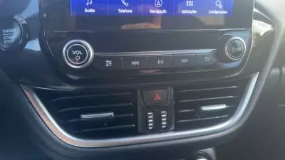 Vendo Ford Puma 2024 - 21900 EUR, 51000 km - AUTO.MOTO.pt