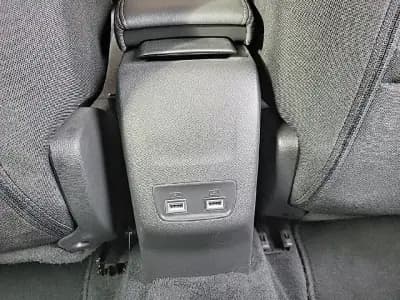 Sell Peugeot e-208 2021 - 17700 EUR, 22007 km - AUTO.MOTO.pt