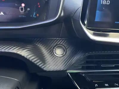 Sell Peugeot 208 2020 - 17500 EUR, 29713 km - AUTO.MOTO.pt