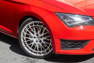 Vendo SEAT Leon 2014 - 22990 EUR, 120000 km - AUTO.MOTO.pt