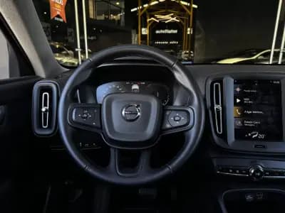 Sell Volvo XC 40 2023 - 33490 EUR, 72063 km - AUTO.MOTO.pt