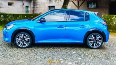 Vendo Peugeot e-208 2020 - 16000 EUR, 68000 km - AUTO.MOTO.pt