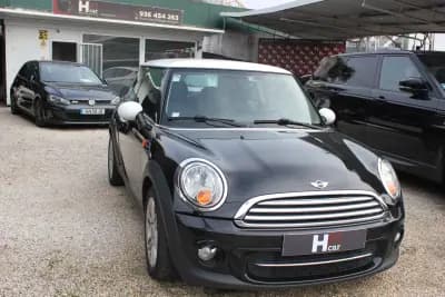 Vendo MINI 2011 - 9900 EUR, 186600 km - AUTO.MOTO.pt