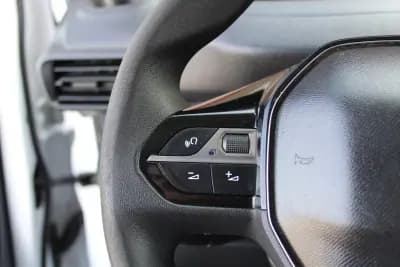 Vendo Peugeot Partner 2021 - 14250 EUR, 105000 km - AUTO.MOTO.pt