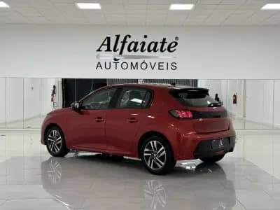 Vendo Peugeot 208 2020 - 13890 EUR, 63000 km - AUTO.MOTO.pt