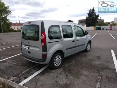 Sell Renault Kangoo 2013 - 9850 EUR, 241000 km - AUTO.MOTO.pt