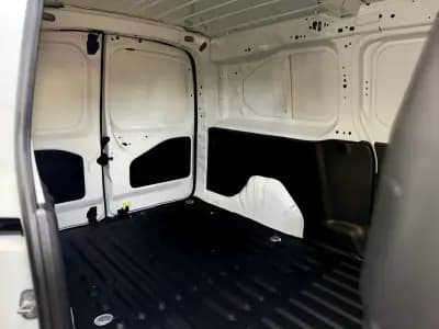 Vendo Opel Combo 2023 - 17950 EUR, 66000 km - AUTO.MOTO.pt