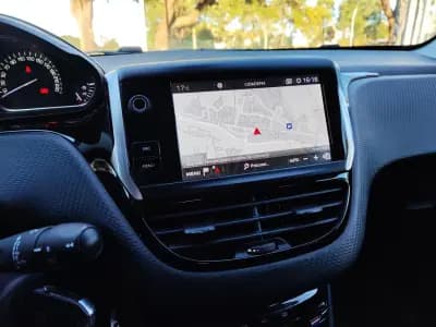 Vendo Peugeot 2008 2013 - 11900 EUR, 98000 km - AUTO.MOTO.pt