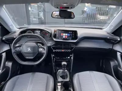 Sell Peugeot 2008 2021 - 16850 EUR, 43376 km - AUTO.MOTO.pt