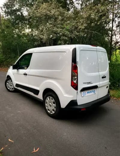 Sell Ford Transit Connect 2019 - 11990 EUR, 179000 km - AUTO.MOTO.pt