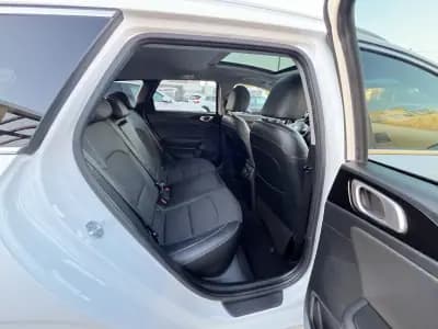 Vendo Kia Ceed SW 2020 - 18450 EUR, 180000 km - AUTO.MOTO.pt