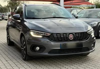 Vendo Fiat Tipo Station Wagon 2016 - 9950 EUR, 131000 km - AUTO.MOTO.pt