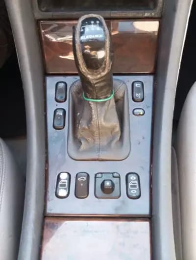 Sell Mercedes-Benz CLK 230 2000 - 3990 EUR, 385827 km - AUTO.MOTO.pt