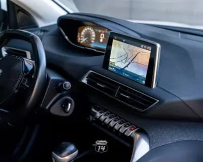 Sell Peugeot 3008 2019 - 17990 EUR, 149900 km - AUTO.MOTO.pt