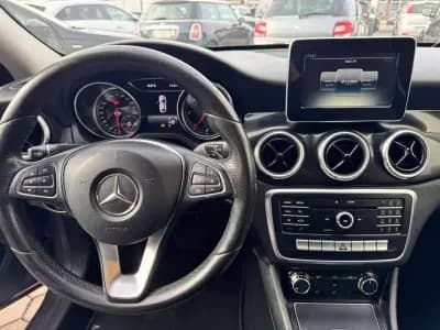 Sell Mercedes-Benz CLA 180 2018 - 21500 EUR, 179900 km - AUTO.MOTO.pt