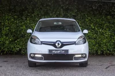 Vendo Renault Grand Scénic 2015 - 12900 EUR, 119300 km - AUTO.MOTO.pt