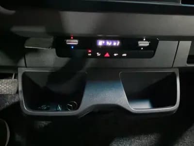 Sell Mercedes-Benz Sprinter 2018 - 27950 EUR, 188000 km - AUTO.MOTO.pt