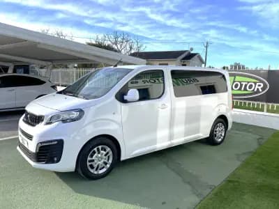 Vendo Peugeot Traveller 2018 - 28990 EUR, 151058 km - AUTO.MOTO.pt