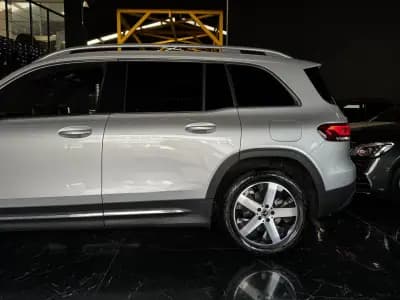 Vendo Mercedes-Benz GLB 200 2023 - 44990 EUR, 40300 km - AUTO.MOTO.pt