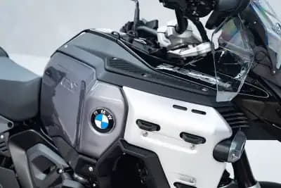 Sell BMW R 1300 GS Adventure 2024 - 24950 EUR, 6150 km - AUTO.MOTO.pt