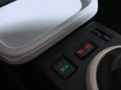 Vendo Renault Twingo 2019 - 12490 EUR, 58595 km - AUTO.MOTO.pt