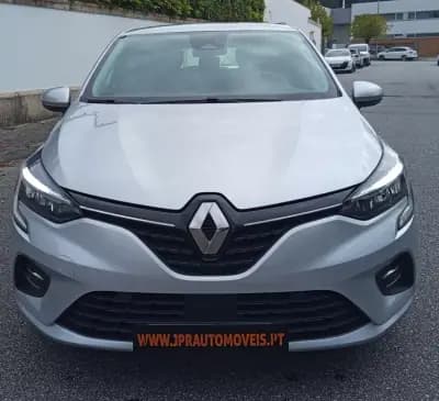 Sell Renault Clio 2021 - 12990 EUR, 122500 km - AUTO.MOTO.pt
