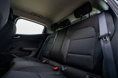 Sell Renault Clio 2020 - 11900 EUR, 165000 km - AUTO.MOTO.pt